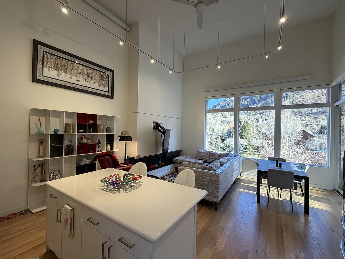 1216 S Highway 89 - 3